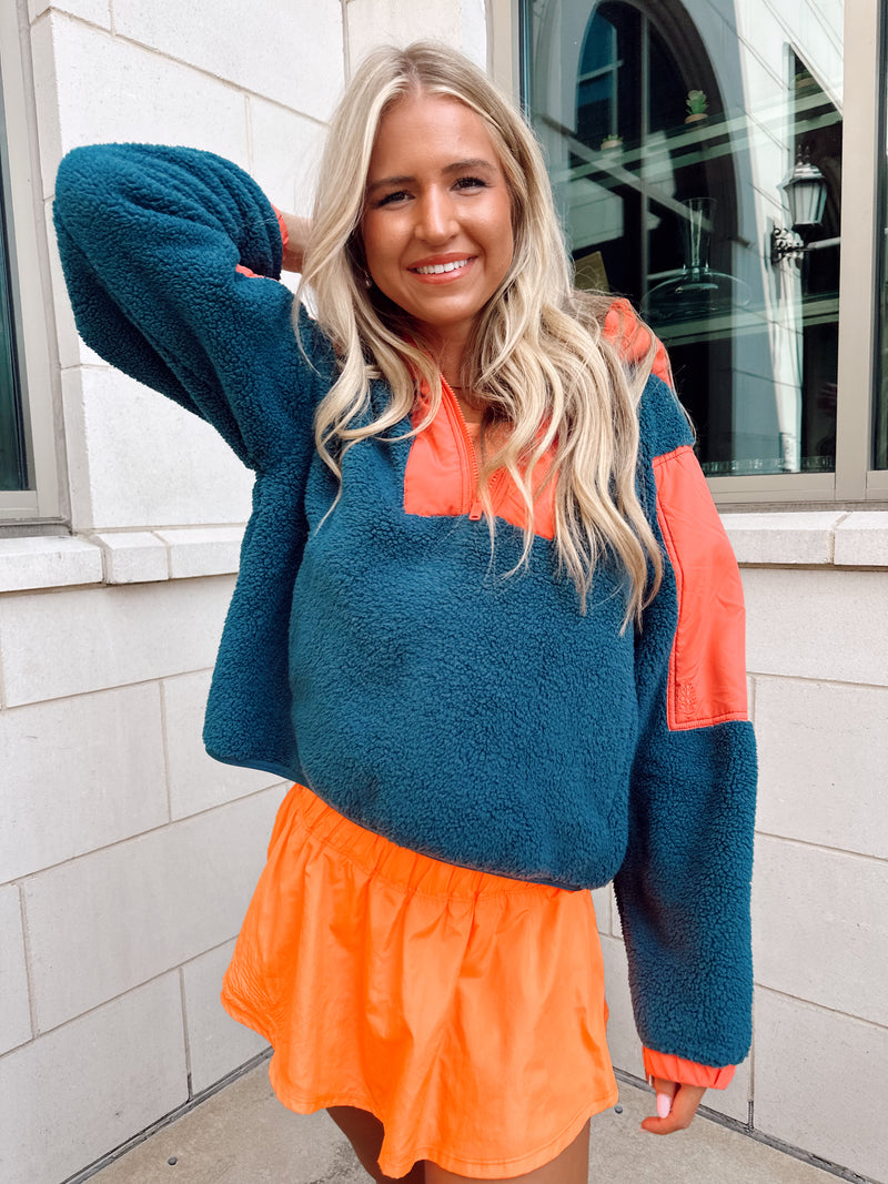 Lead The Pack Pullover - Alpine Combo
