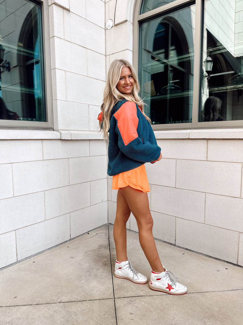 Lead The Pack Pullover - Alpine Combo