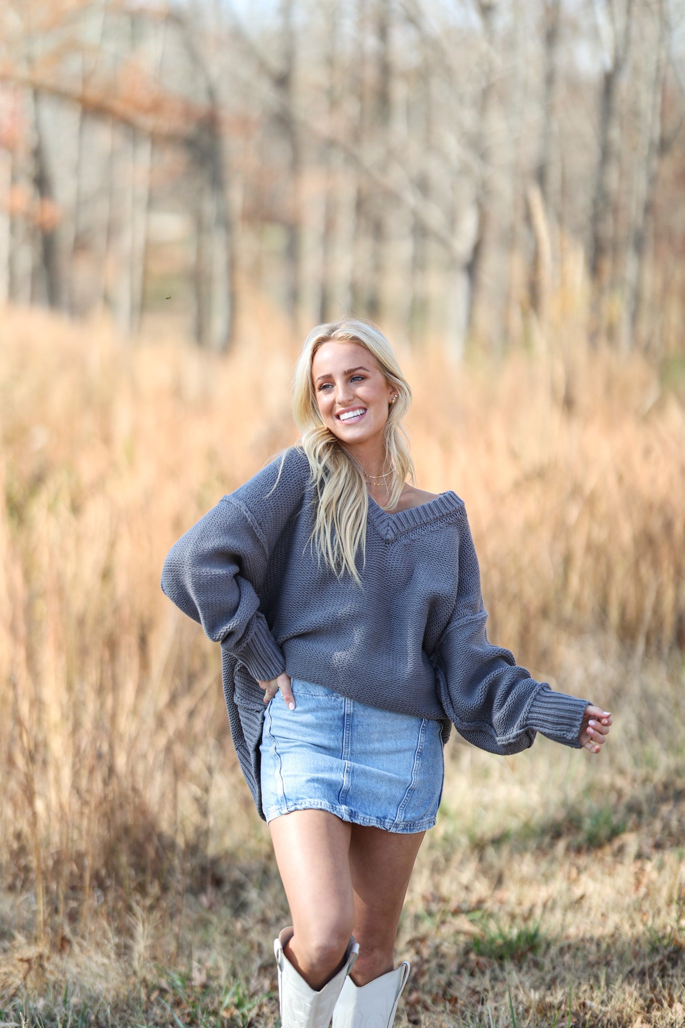 Alli V Neck Sweater - Titan FREE PEOPLE – cocolillys