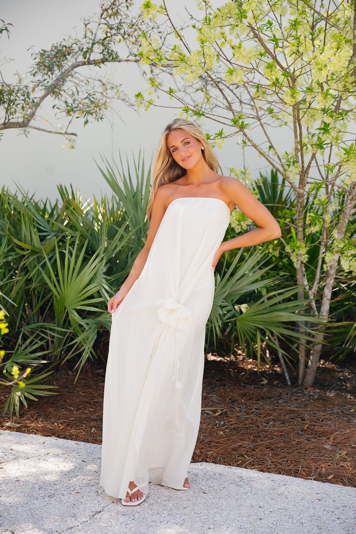 The Alys Dress - White cocolillys The Alys Dress - White cocolillys