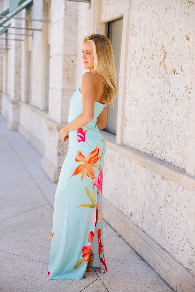 beach wear dresses for women Berlook Linen Criss-Cross Back Maxi Dress